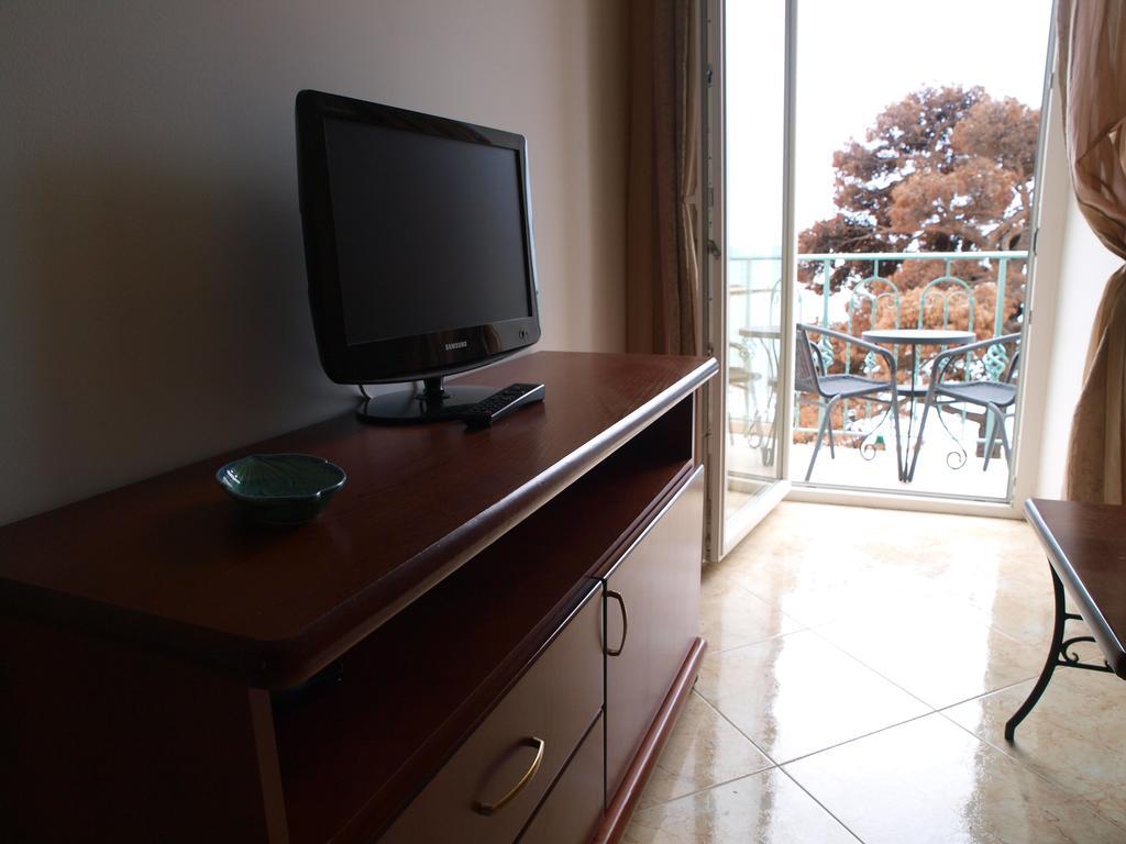 Apartments Obala Dragovic Petrovac Pokoj fotografie
