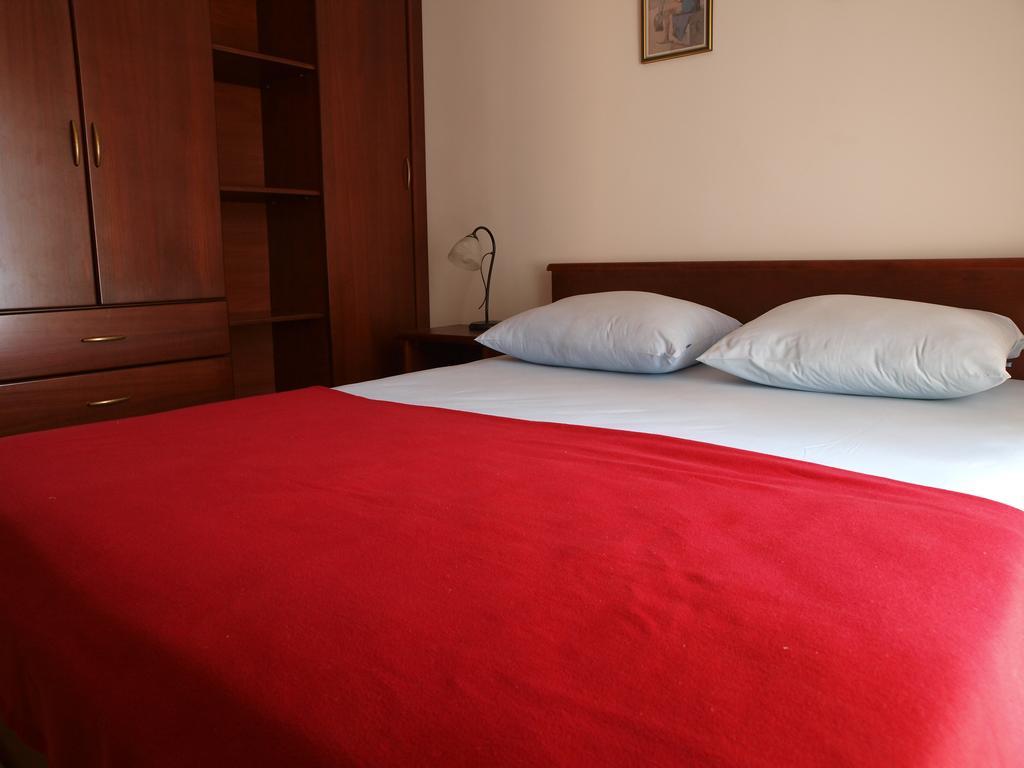 Apartments Obala Dragovic Petrovac Pokoj fotografie